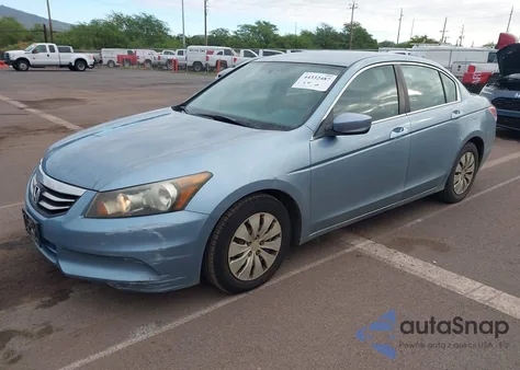 2011 Honda Accord 2.4 Lx z USA, uszkodzony, nr VIN 1HGCP2F3XBA094330